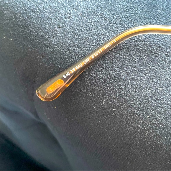 New TOM FORD Sunglasses - Picture 8 of 11